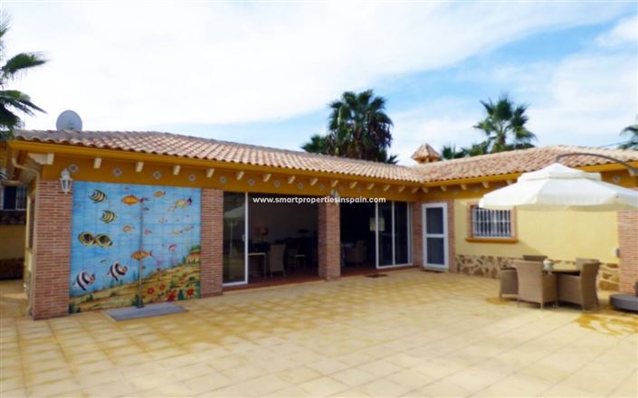 Image No.17-5 Bed Country House for sale