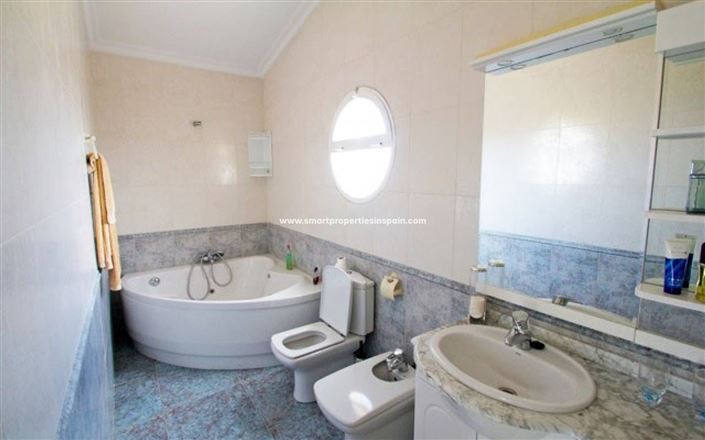 Image No.9-5 Bed Villa for sale