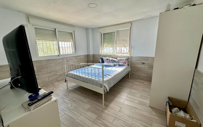 Image No.7-Maison de campagne de 4 chambres à vendre à Elche