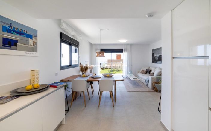 Image No.20-2 Bed Apartment for sale