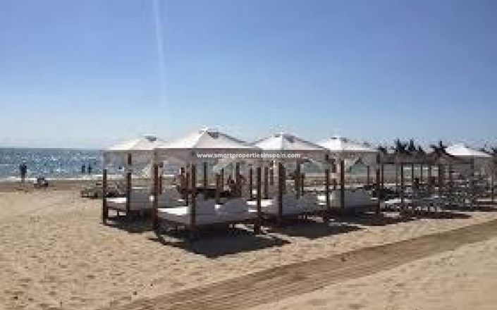 Image No.30-3 Bed Apartment for sale