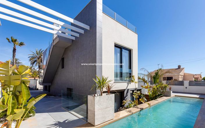 Image No.32-4 Bed Villa for sale