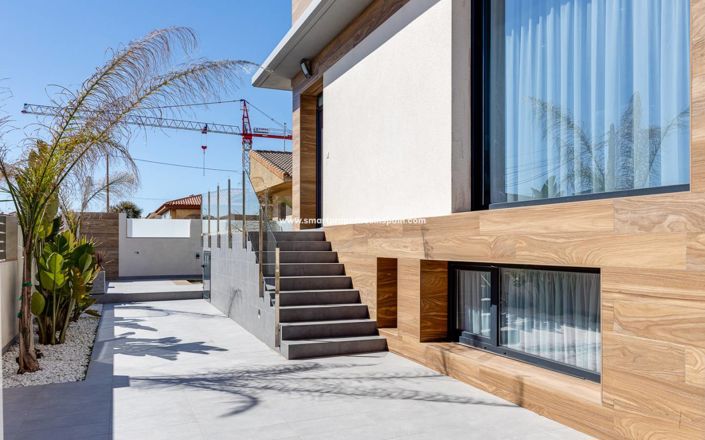 Image No.34-4 Bed Villa for sale