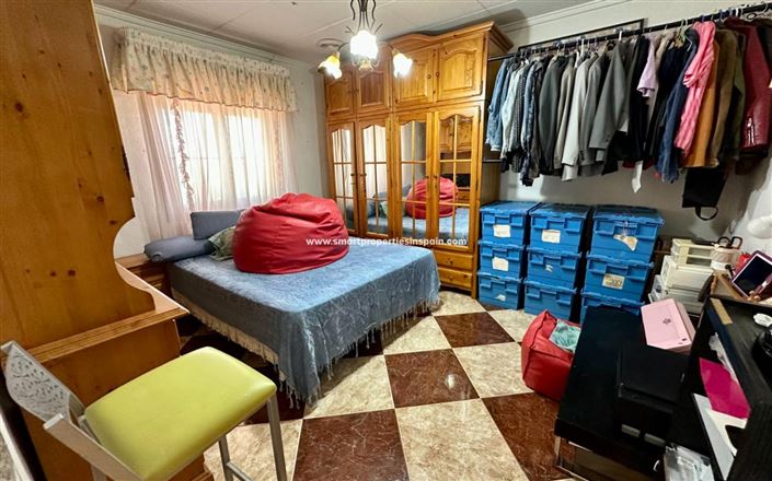 Image No.8-3 Bed Country House for sale