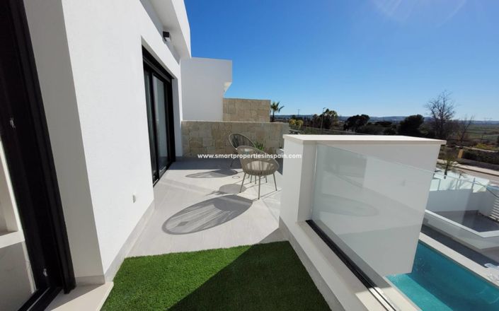 Image No.21-3 Bed Villa for sale