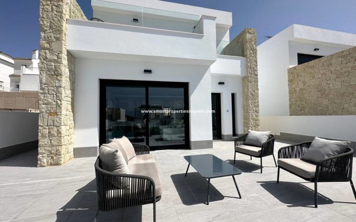 Image No.25-3 Bed Villa for sale