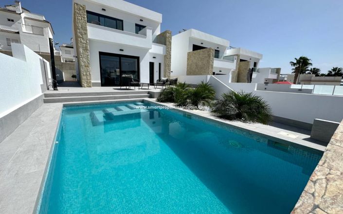 Image No.27-3 Bed Villa for sale