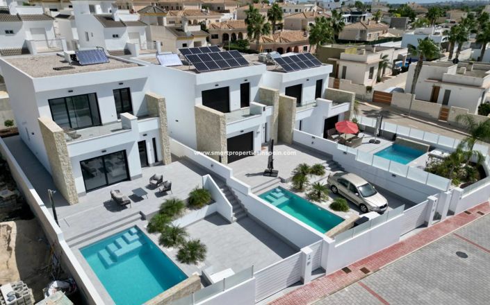 Image No.28-3 Bed Villa for sale