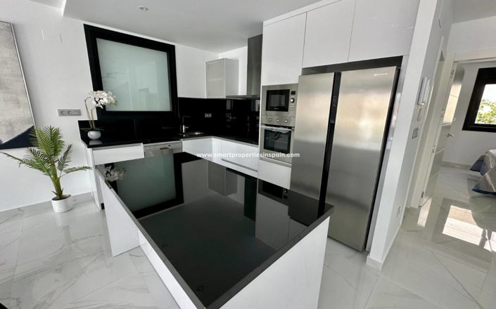 Image No.4-3 Bed Villa for sale