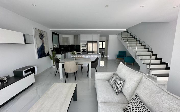 Image No.5-3 Bed Villa for sale