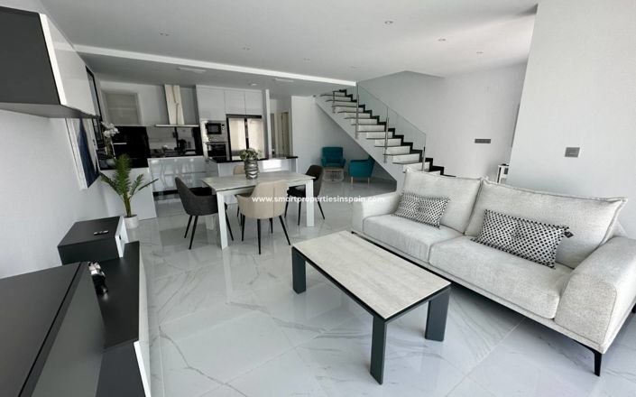 Image No.7-3 Bed Villa for sale