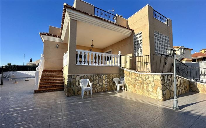 Image No.3-Villa de 5 chambres à vendre à La Marina