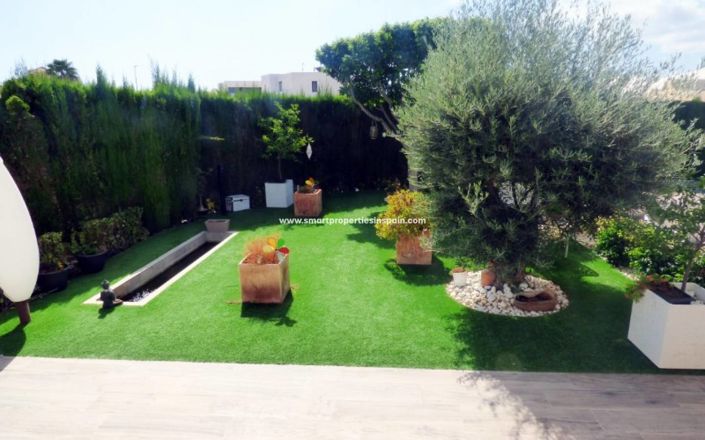 Image No.40-3 Bed Villa for sale