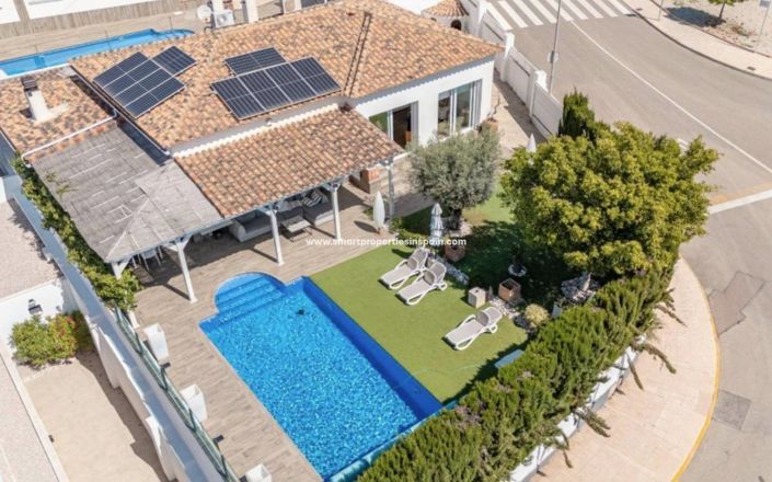 Image No.42-3 Bed Villa for sale