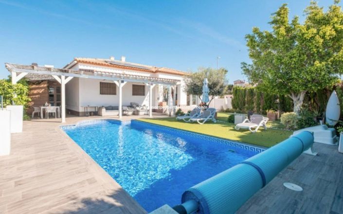 Image No.45-3 Bed Villa for sale