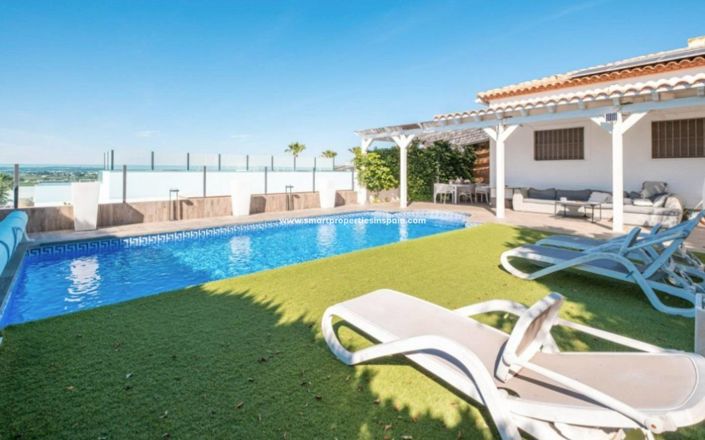 Image No.49-3 Bed Villa for sale