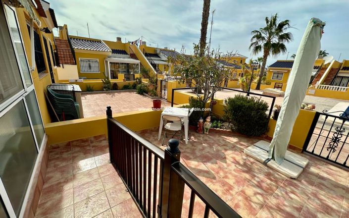 Image No.17-2 Bed Townhouse for sale