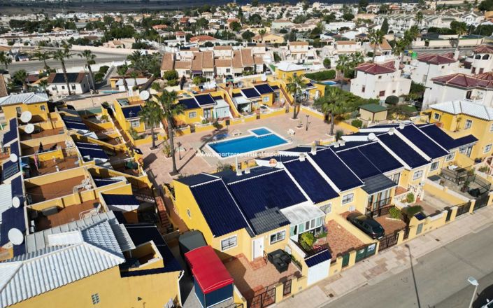 Image No.21-2 Bed Townhouse for sale