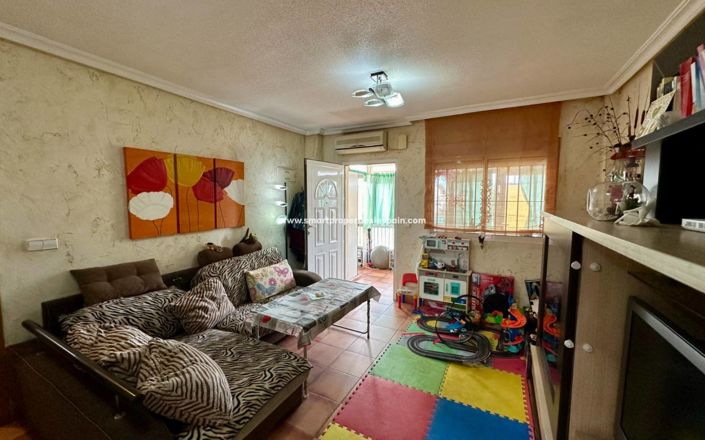 Image No.6-2 Bed Townhouse for sale