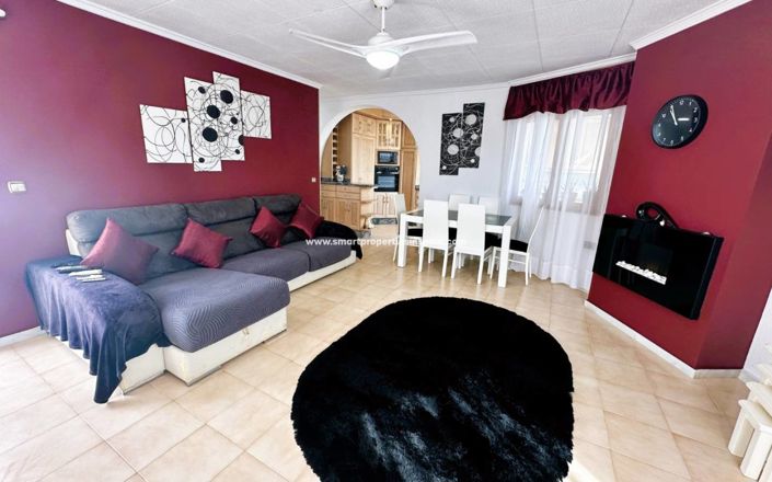 Image No.3-3 Bed Villa for sale