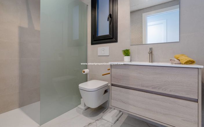 Image No.14-2 Bed Apartment for sale