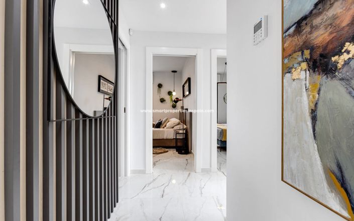 Image No.30-2 Bed Apartment for sale