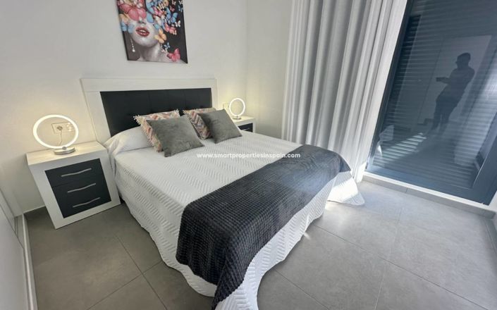 Image No.9-3 Bed Townhouse for sale