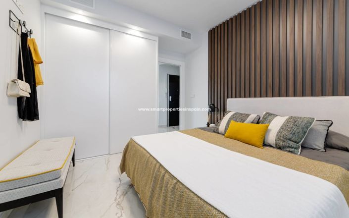 Image No.11-3 Bed Apartment for sale