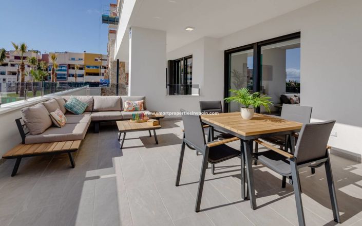 Image No.22-3 Bed Apartment for sale