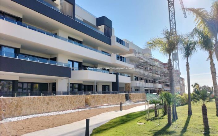 Image No.28-3 Bed Apartment for sale