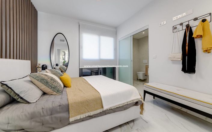 Image No.8-3 Bed Apartment for sale