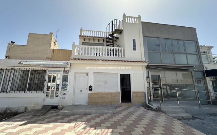 Image No.1-2 Bed Townhouse for sale