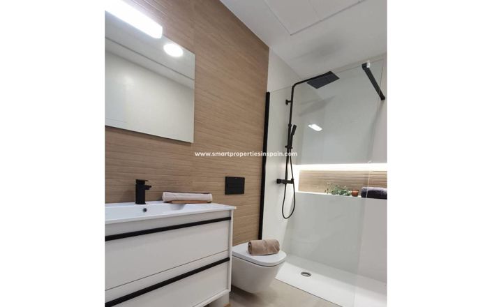 Image No.7-3 Bed Townhouse for sale