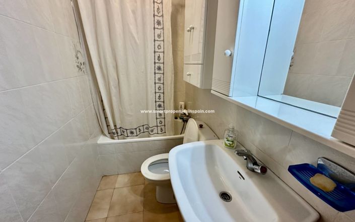 Image No.9-1 Bed Townhouse for sale