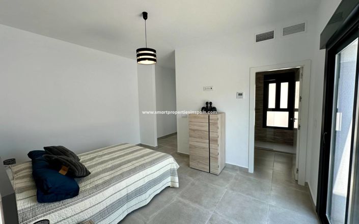 Image No.11-3 Bed Villa for sale