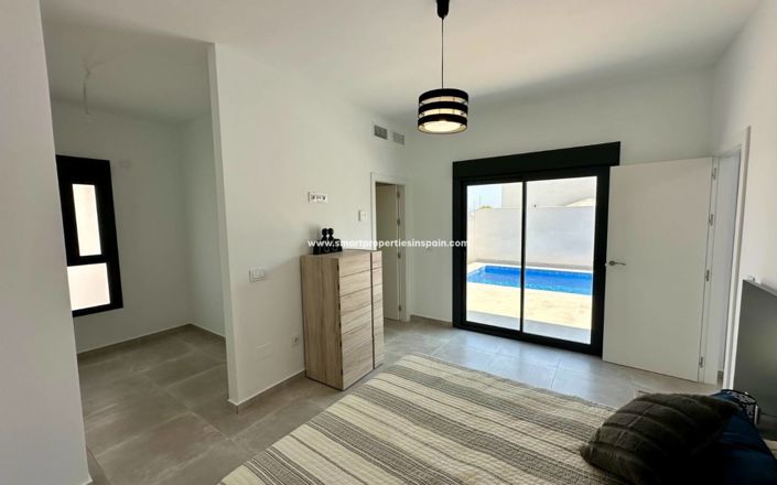 Image No.12-3 Bed Villa for sale