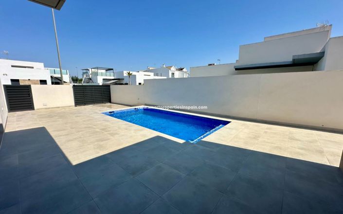 Image No.22-3 Bed Villa for sale