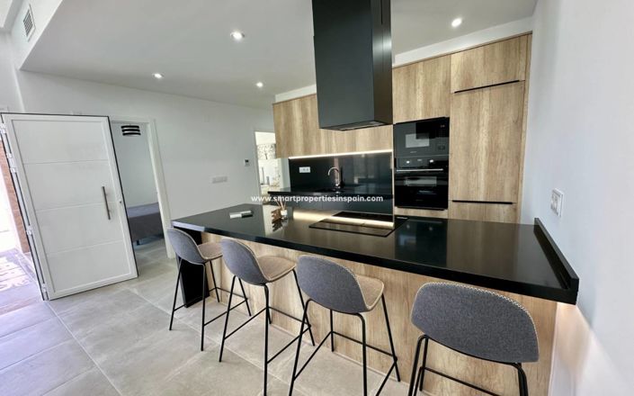 Image No.4-Villa de 3 chambres à vendre à Daya Nueva