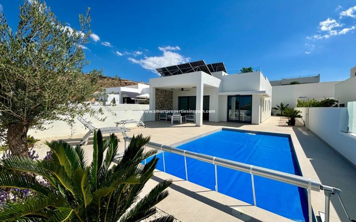 Image No.10-3 Bed Villa for sale