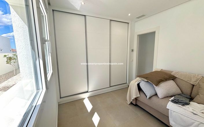 Image No.8-3 Bed Villa for sale