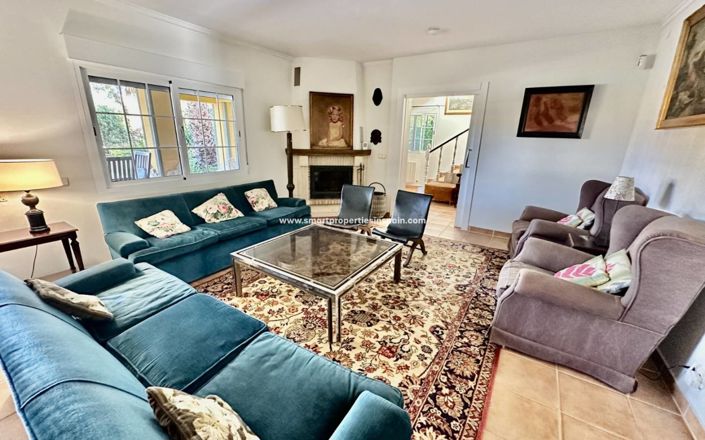 Image No.3-6 Bed Villa for sale