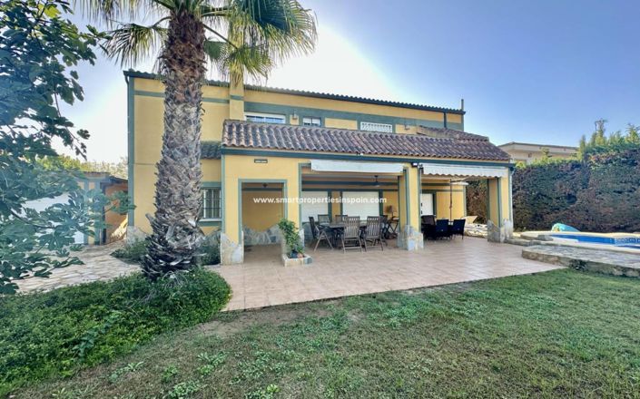 Image No.40-6 Bed Villa for sale