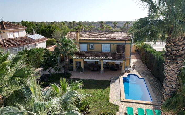 Image No.44-6 Bed Villa for sale