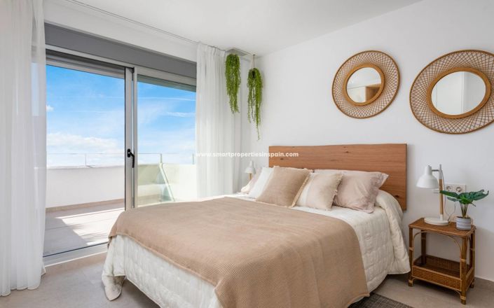 Image No.10-3 Bed Apartment for sale