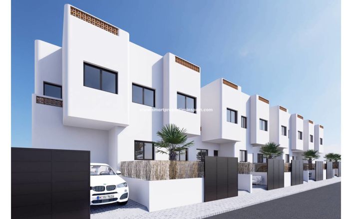 Image No.18-3 Bed Apartment for sale