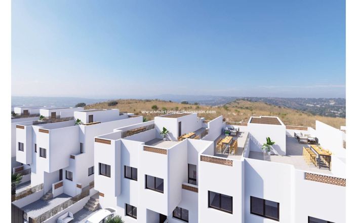 Image No.20-3 Bed Apartment for sale