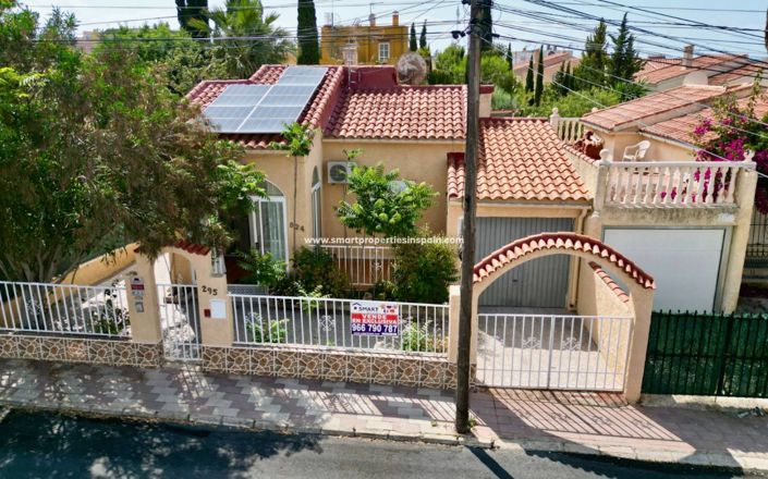 Image No.1-2 Bed Villa for sale