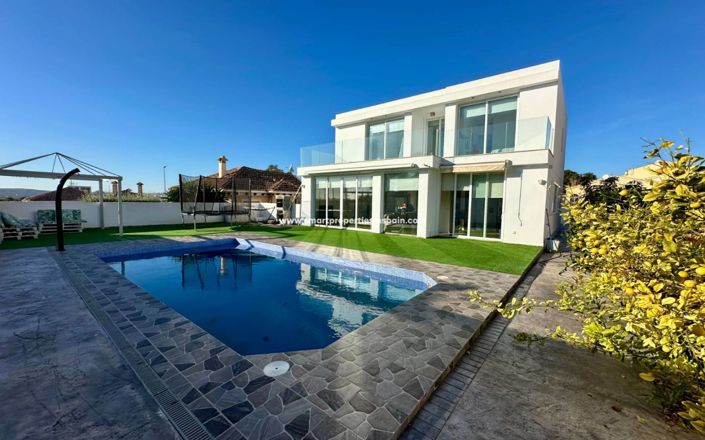 Image No.2-Villa de 4 chambres à vendre à La Marina