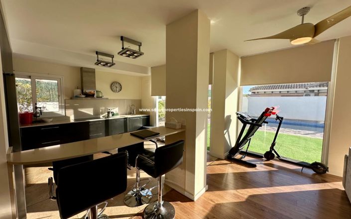 Image No.5-Villa de 4 chambres à vendre à La Marina