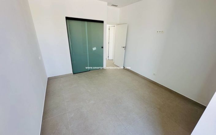 Image No.20-3 Bed Villa for sale